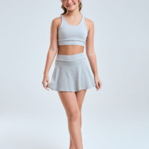 Conjunto de short saia e top cinza